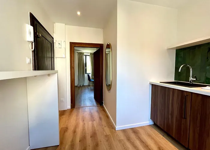 Pepiniere Renove Et Equipe * 南锡