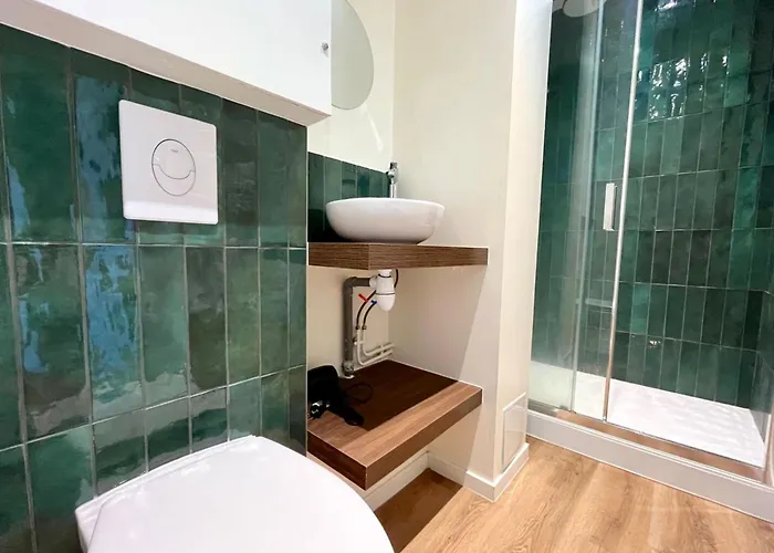 公寓 Pepiniere Renove Et Equipe